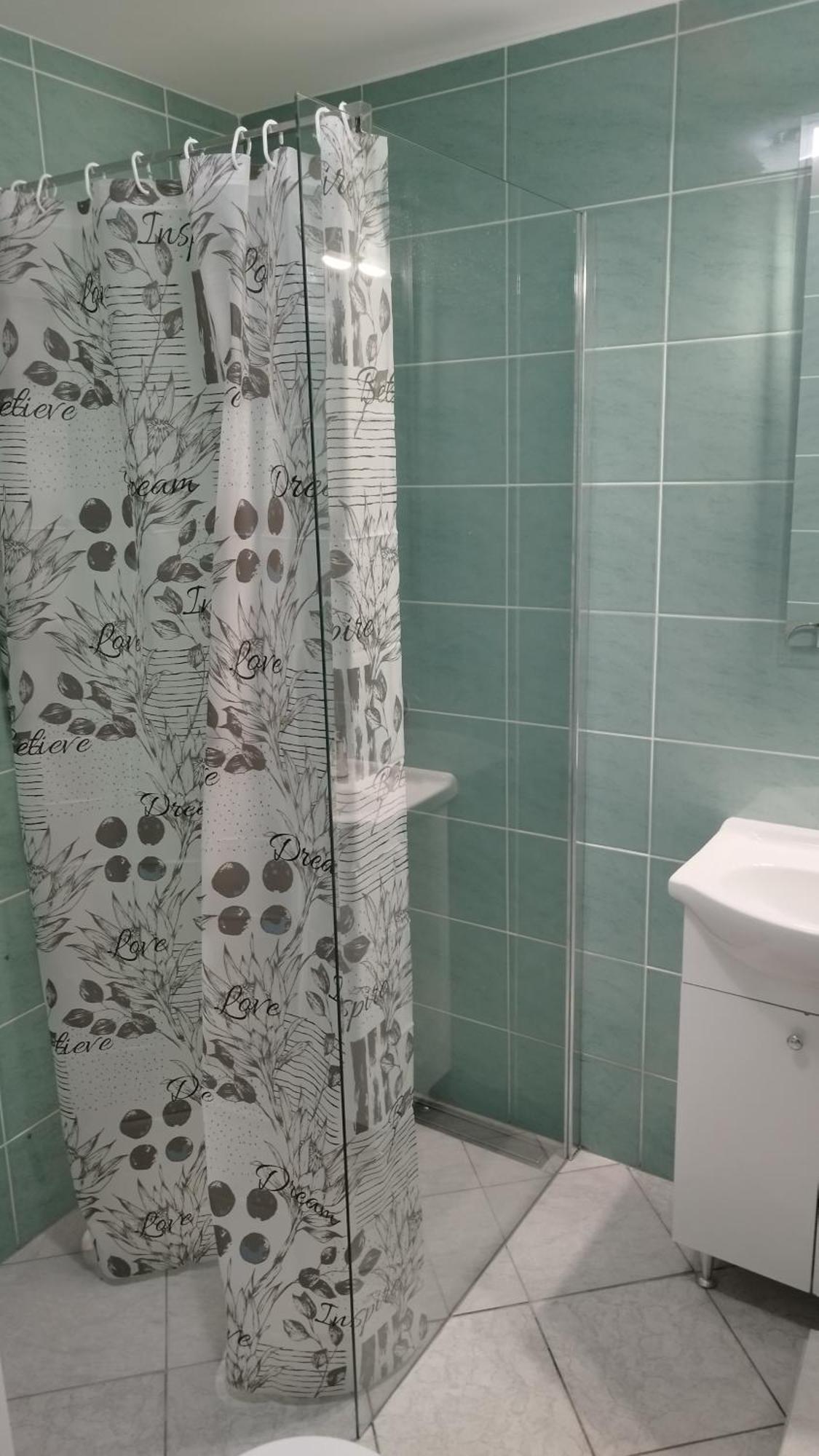 Apartma B & O Idrija Esterno foto