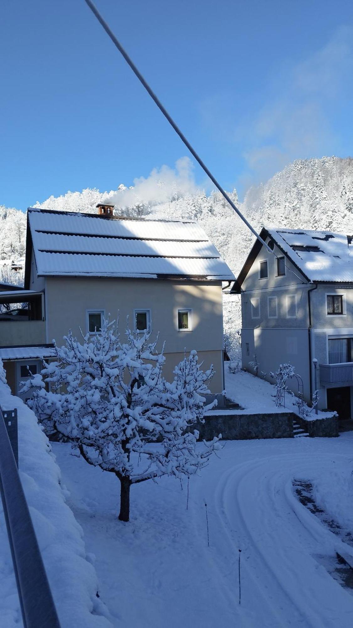 Apartma B & O Idrija Esterno foto