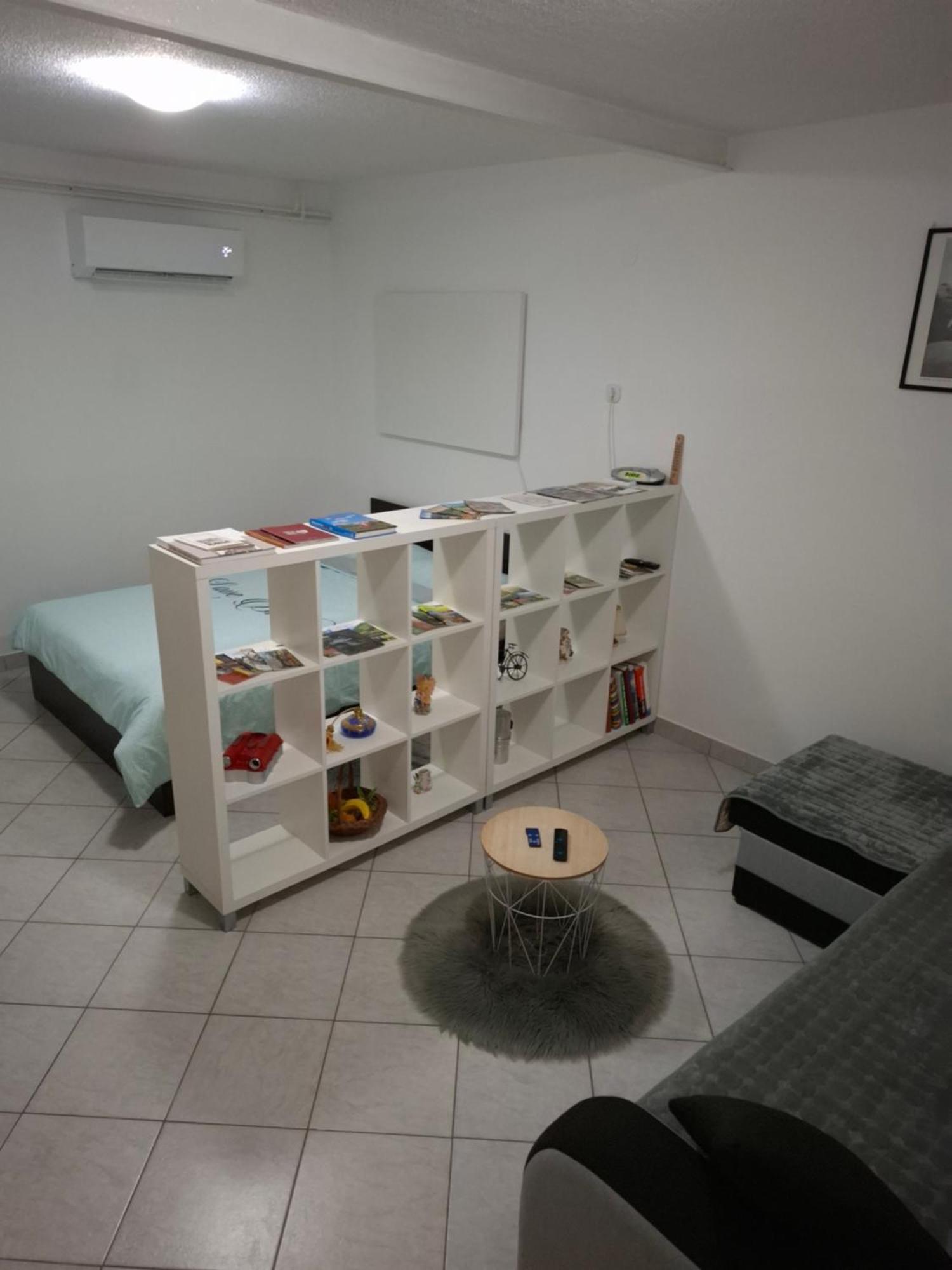 Apartma B & O Idrija Esterno foto